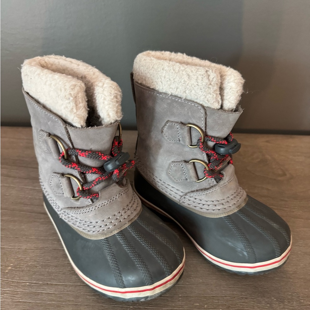 Sorel Yoot Pac TP Boot - Chrome Gray and Black Winter Boots with Red Accents